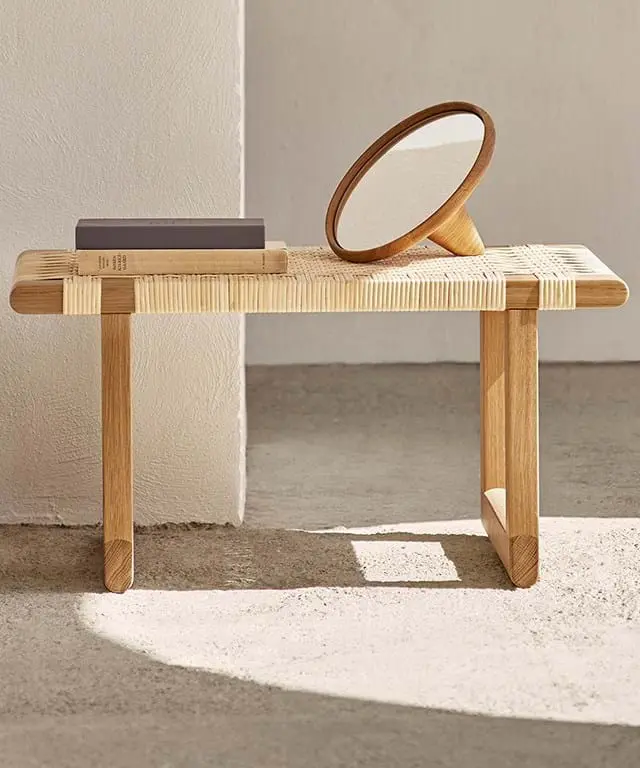 Wood table, made with Etic approach
